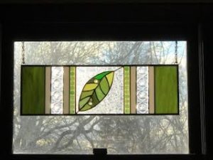 Green leaf window hanging